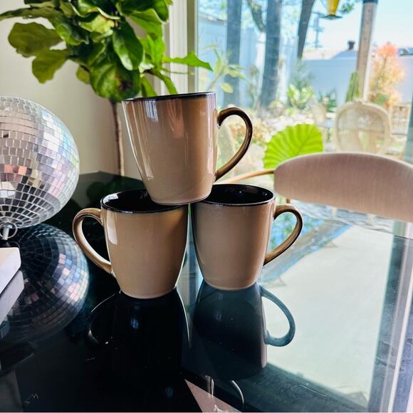 3 VINTAGE Neutral Tan Beige Black Inner Rim Classic Glaze Ceramic Coffee Mug Set - Picture 13 of 16
